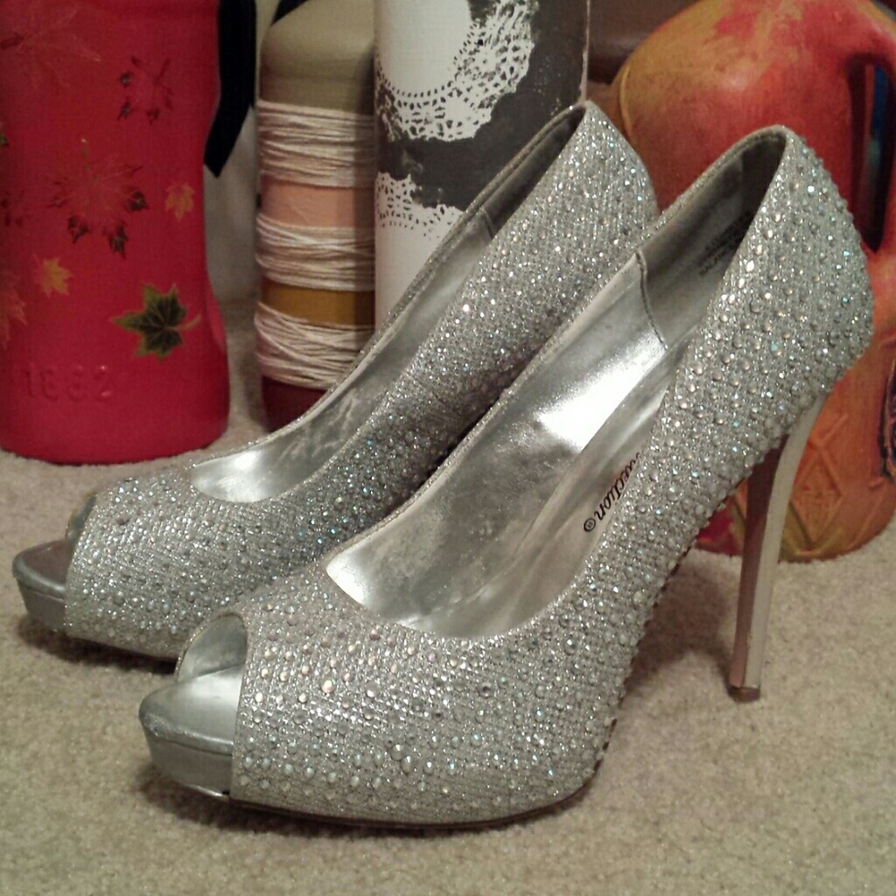 Rhinestone Silver Stiletto High Heels, Sz 8